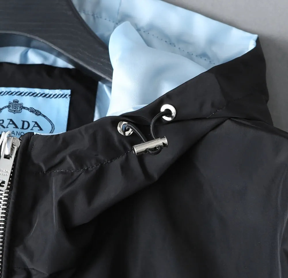 Triangle Contrast Lining Hooded Jacket