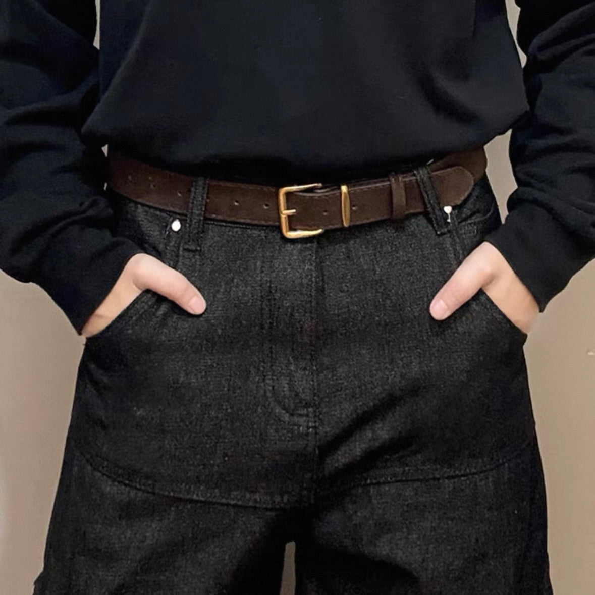 EMBOSSED COWHIDE BELT