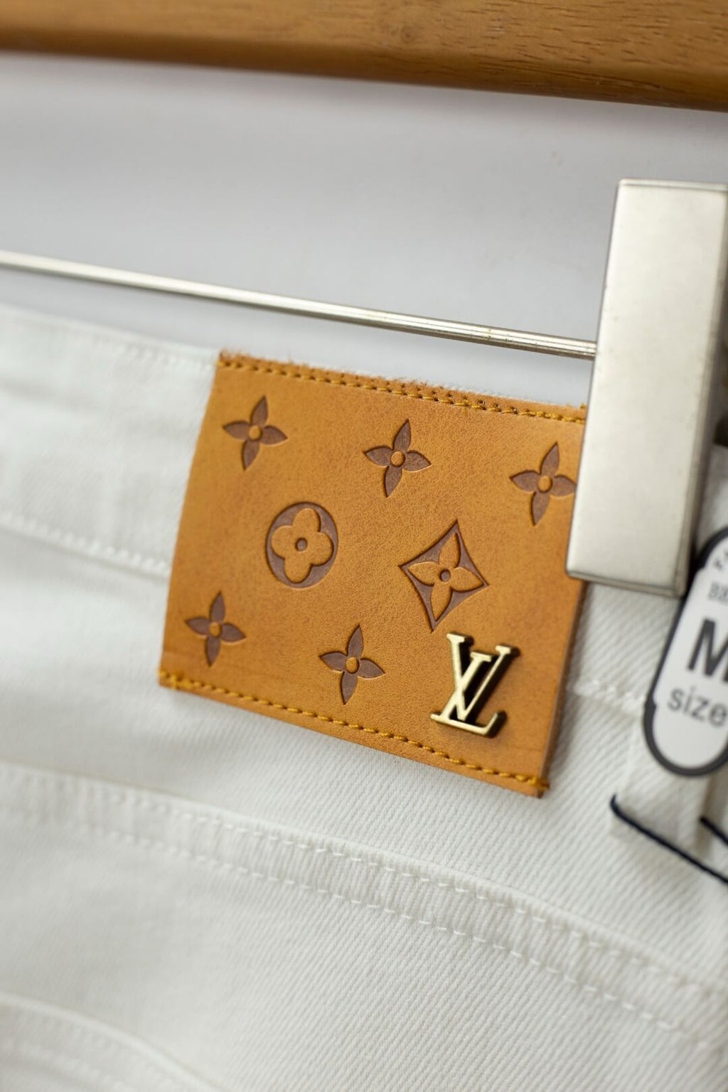 White Pocket Embroidery Jeans