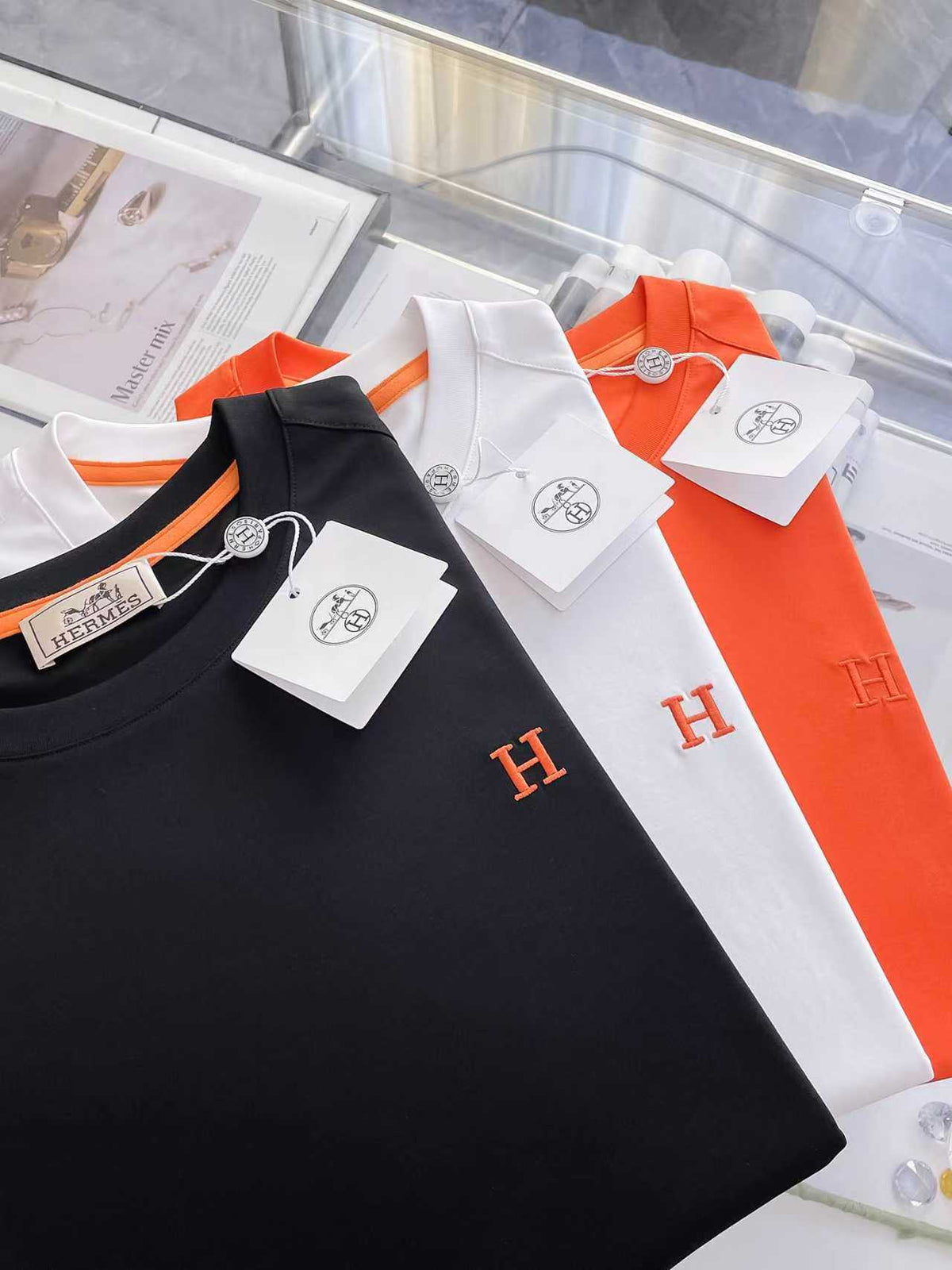 2026 New Embroidered Letter T SHIRT