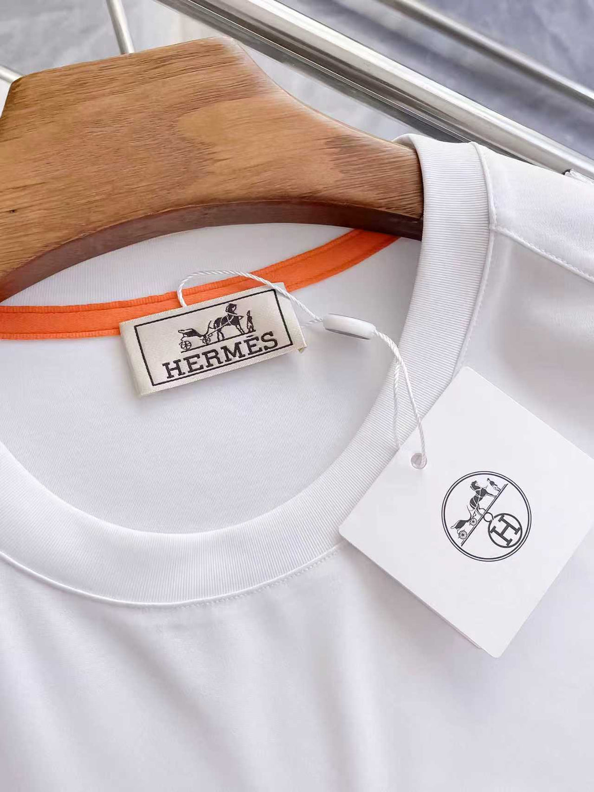 2026 New Embroidered Letter T SHIRT