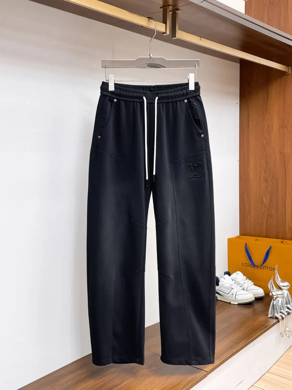 Debossed   Seam Stitching Pants