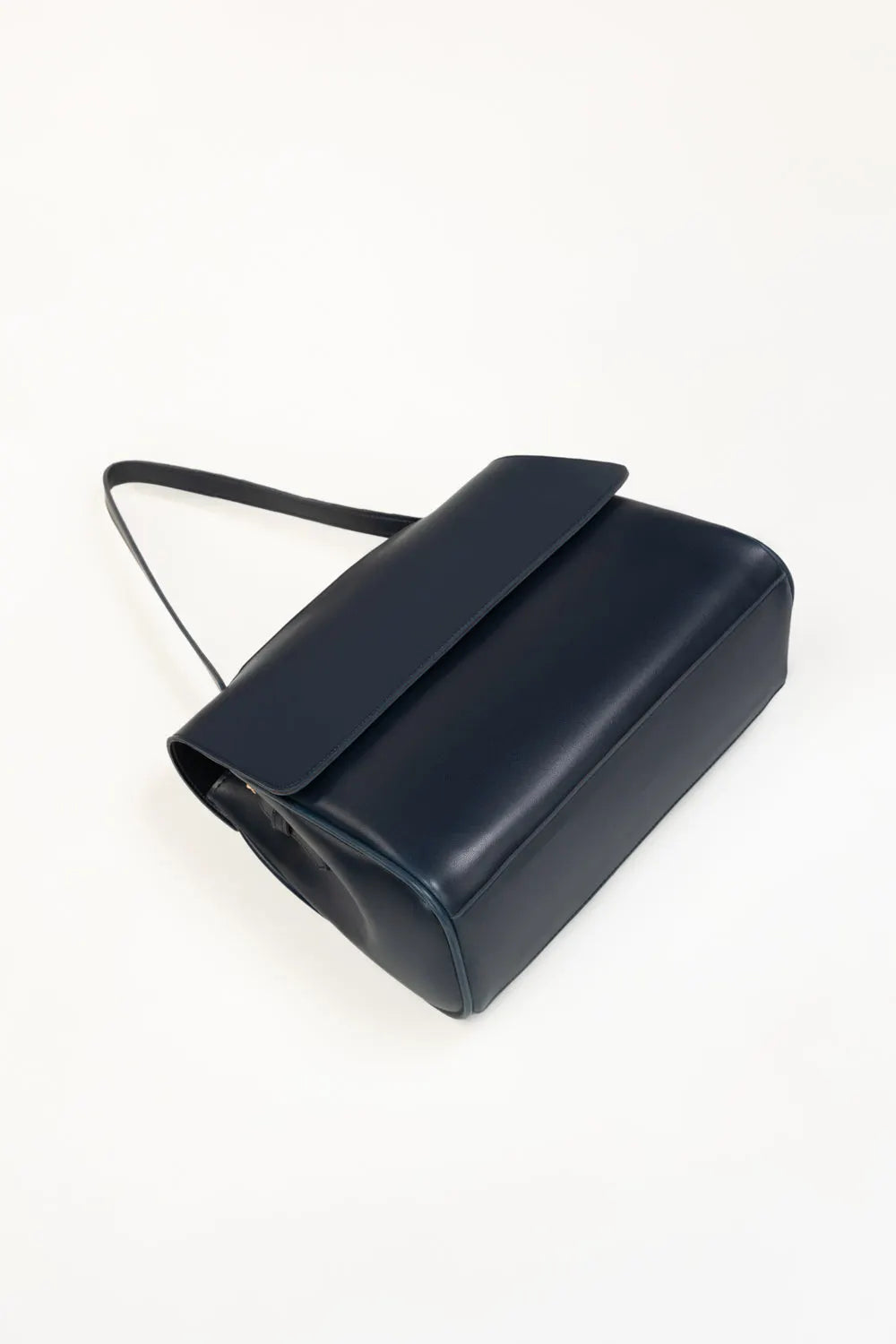 Vintage Dual‑Pocket Shoulder Bag