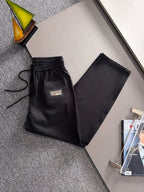 Label Decor Straight Casual Pants