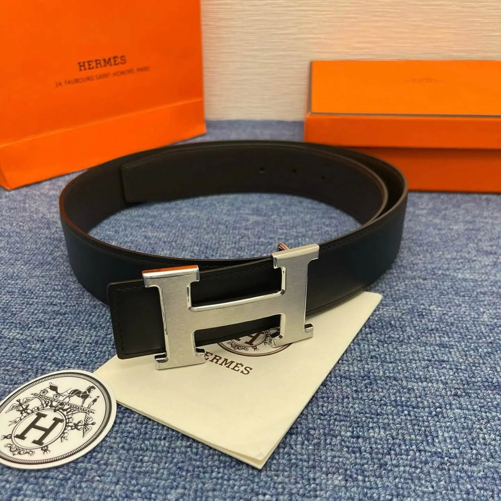 Classic Simple Letter Buckle Leather Belt