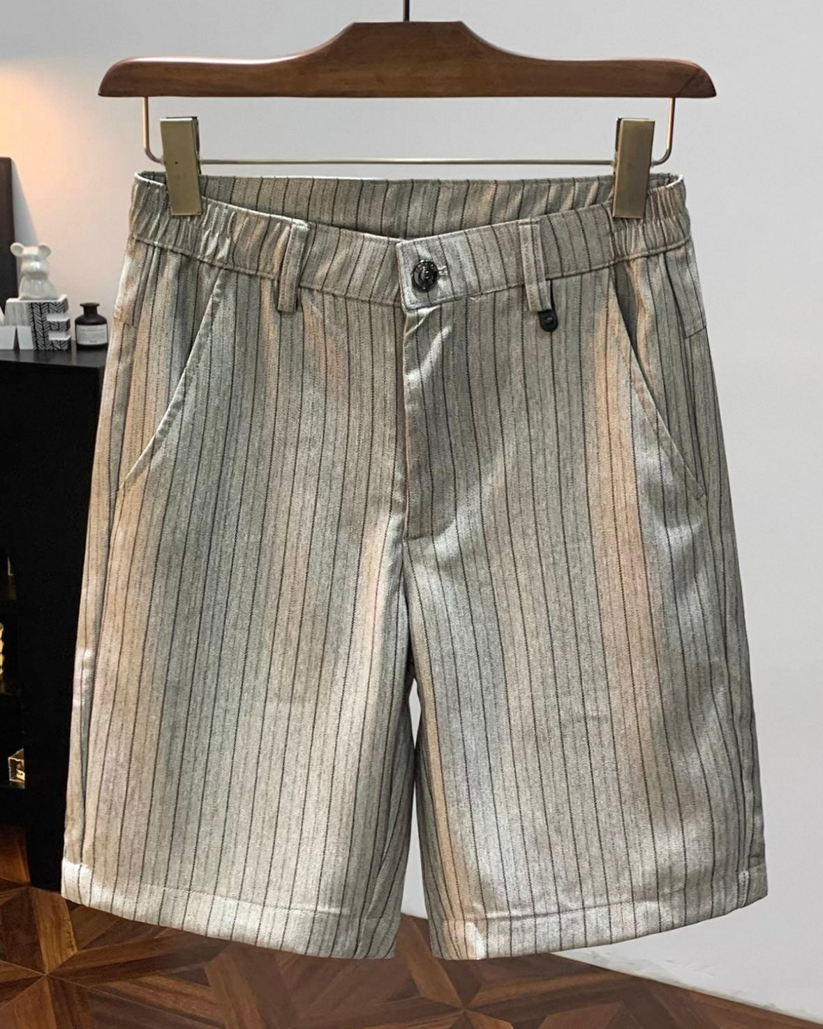 Pleated Breathable Chino Casual Shorts