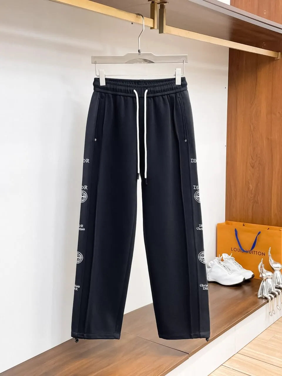 Side Repeating   Print Loose‑Fit Pants