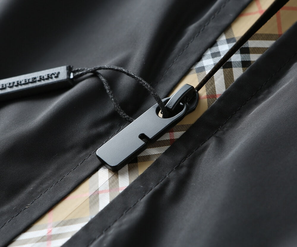 Horse Emblem Casual Hooded Jacket