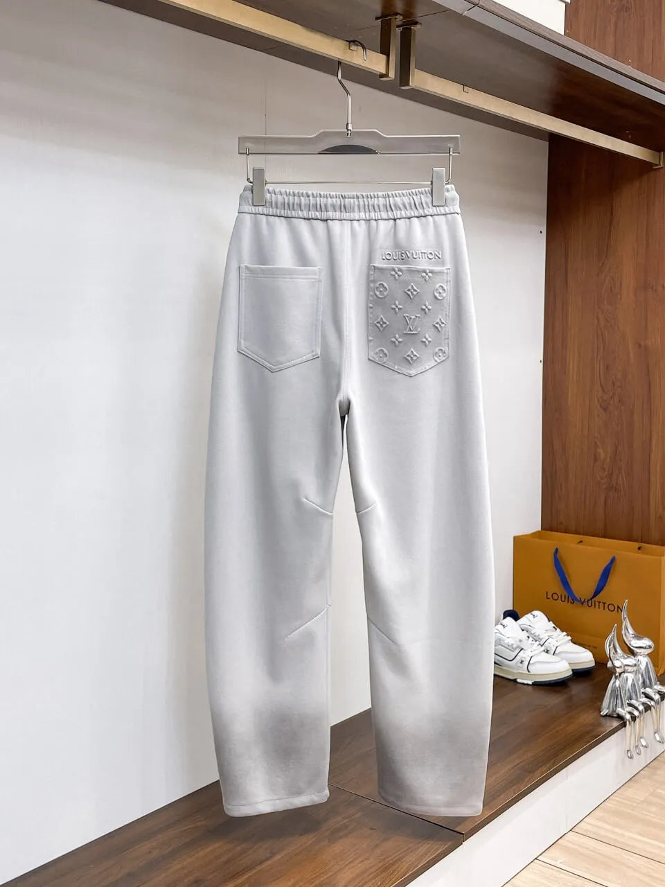Debossed   Seam Stitching Pants