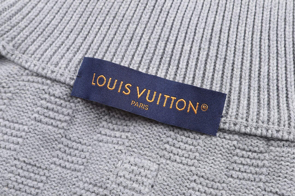 Plaid Design Turtleneck Sweatshirt