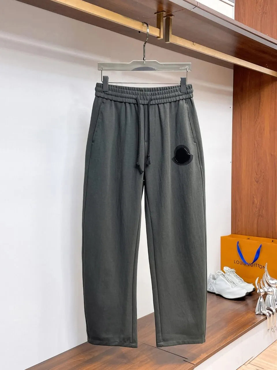 Circular   Patch Loose Straight‑leg sweatpants