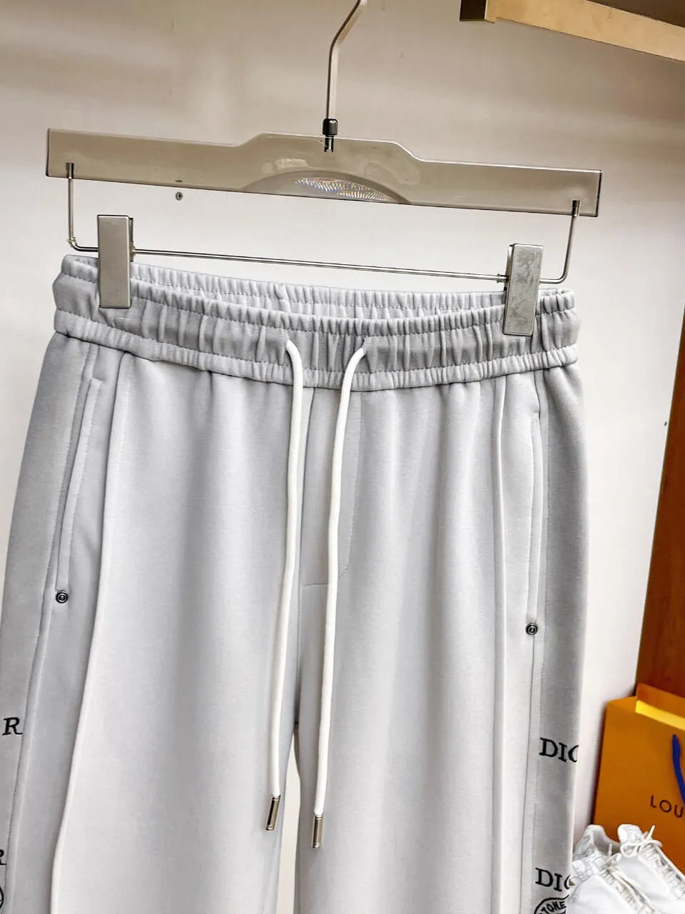 Side Repeating   Print Loose‑Fit Pants
