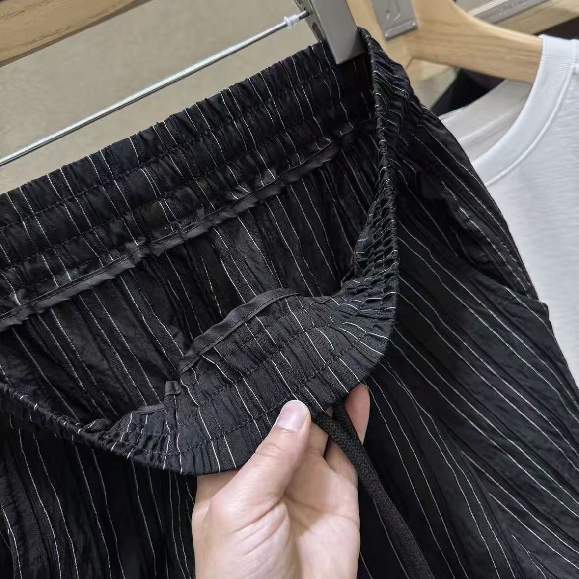 Loose‑Fit French Terry Sweat Shorts
