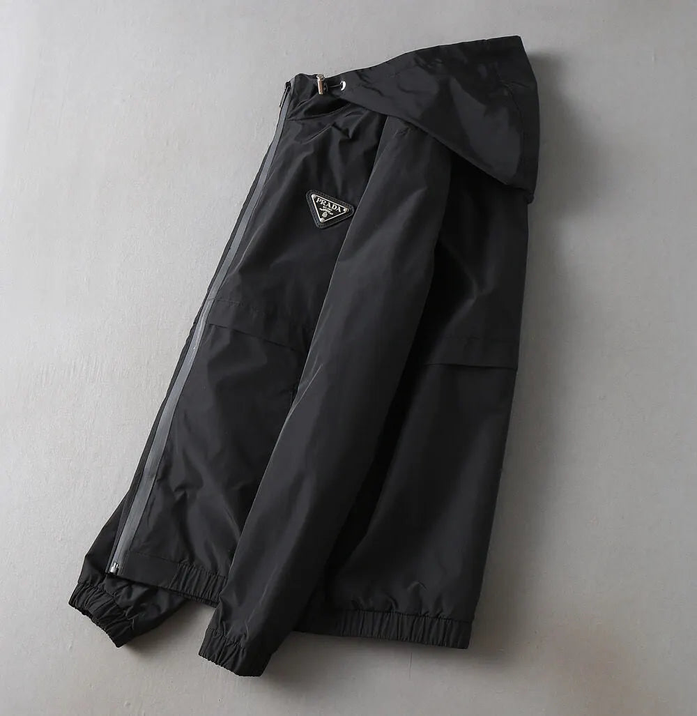 Triangle Seamed Hooded Jacket