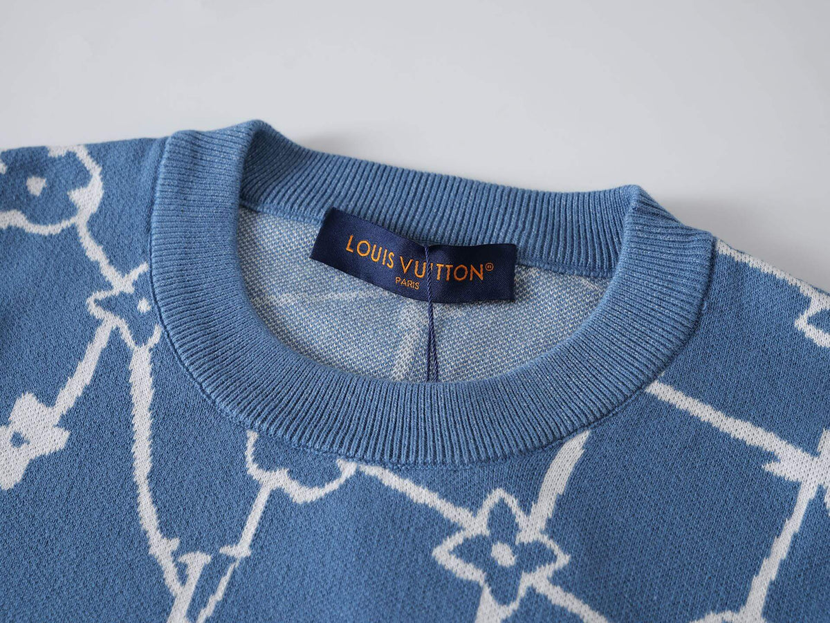 Blue Water Wave Design T-Shirt