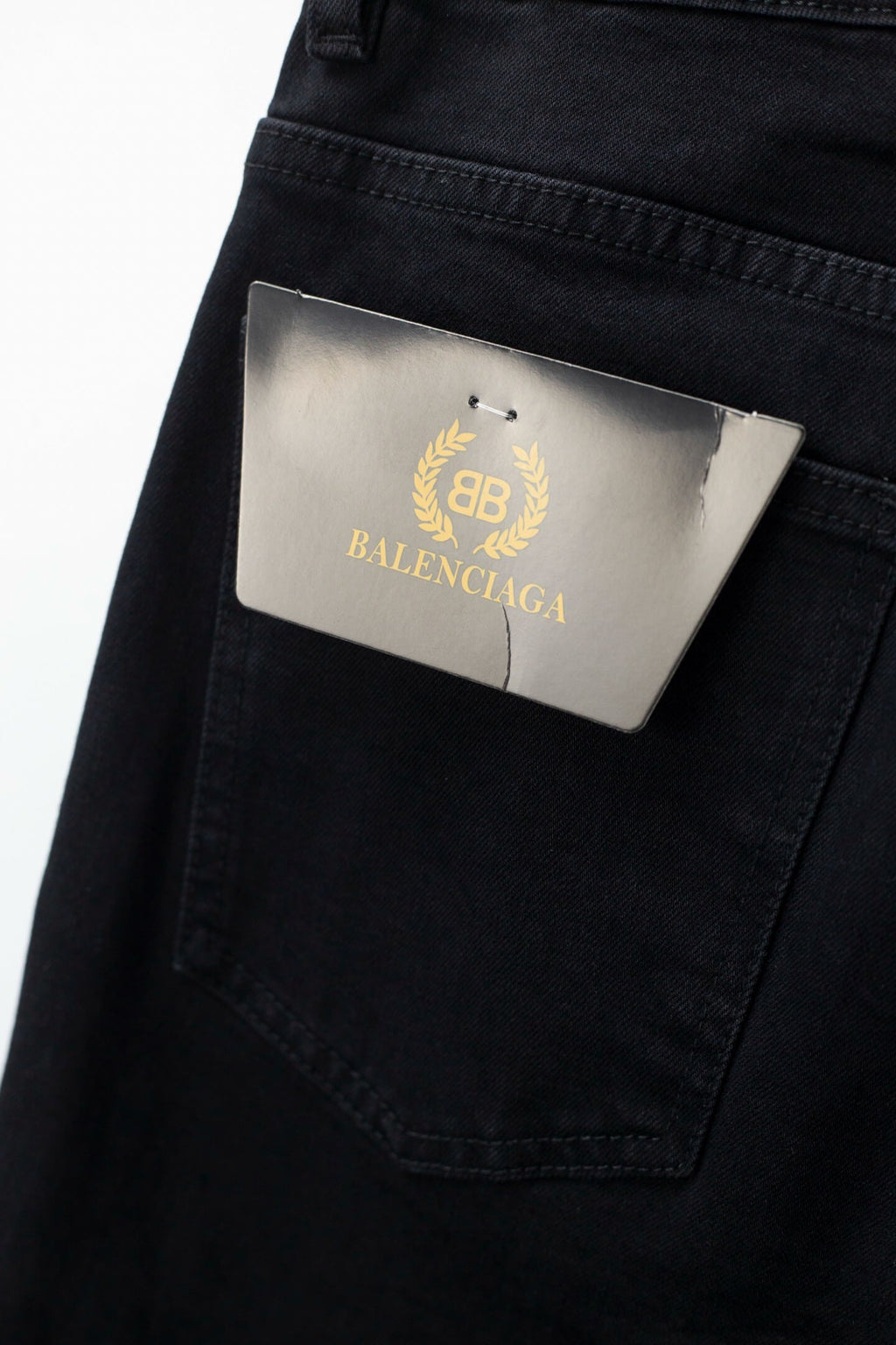 City Gate Pattern Pocket Jeans