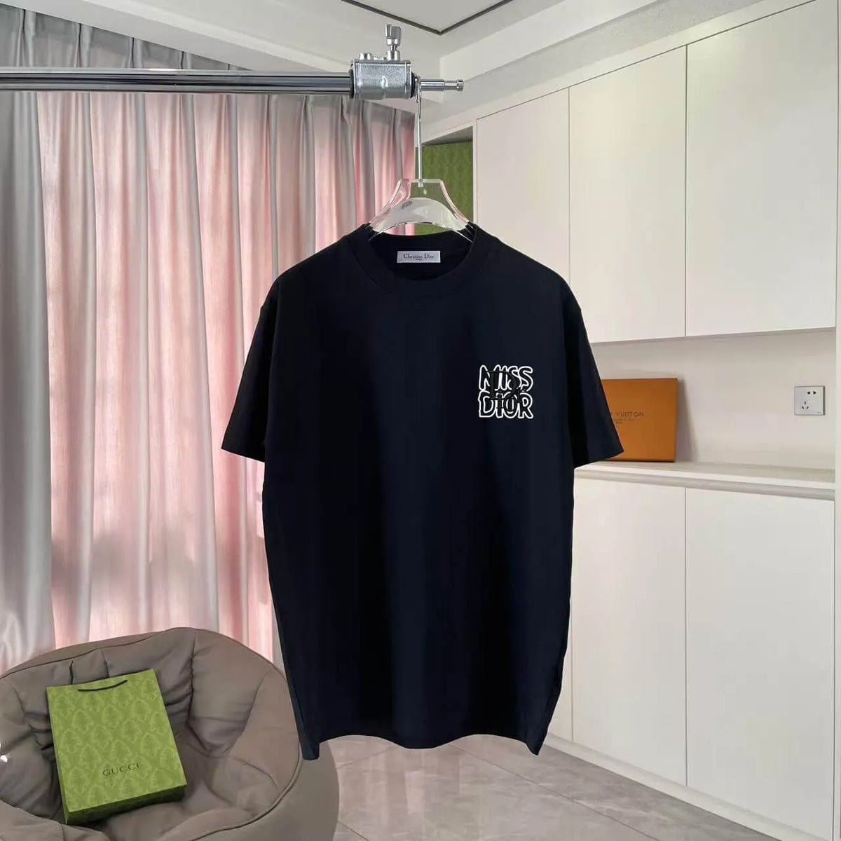 Contrast Logo Crew Neck Casual T‑Shirt