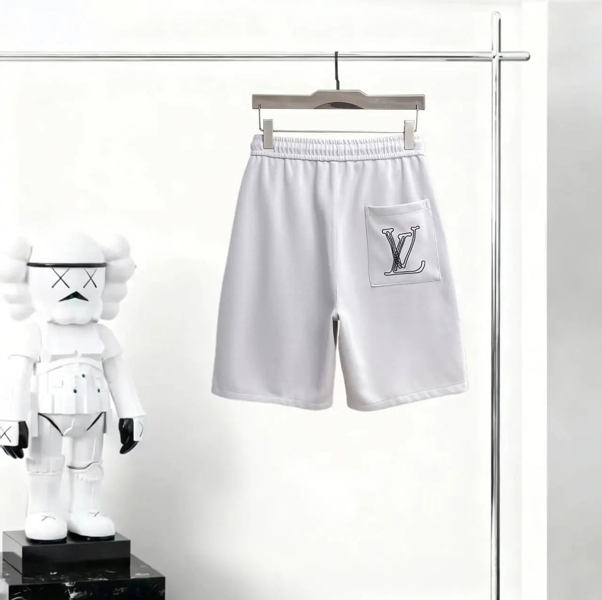 Vintage Script Logo Embroidered Casual Shorts