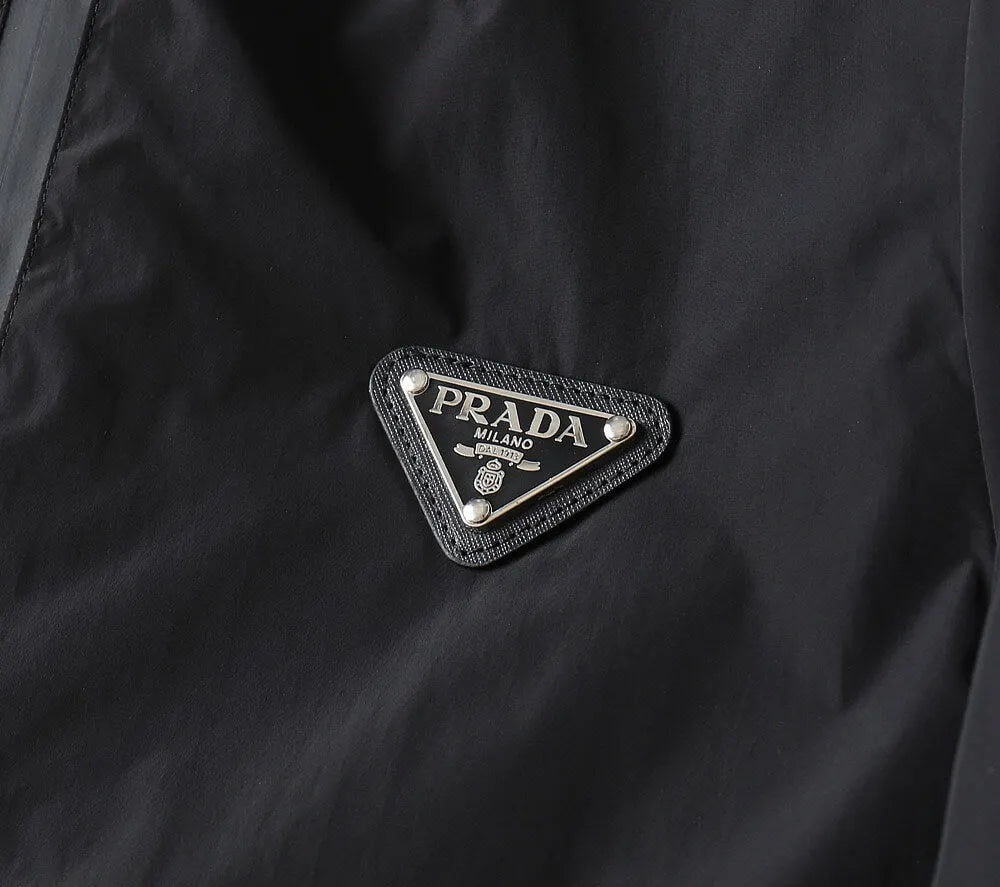 Triangle Seamed Hooded Jacket