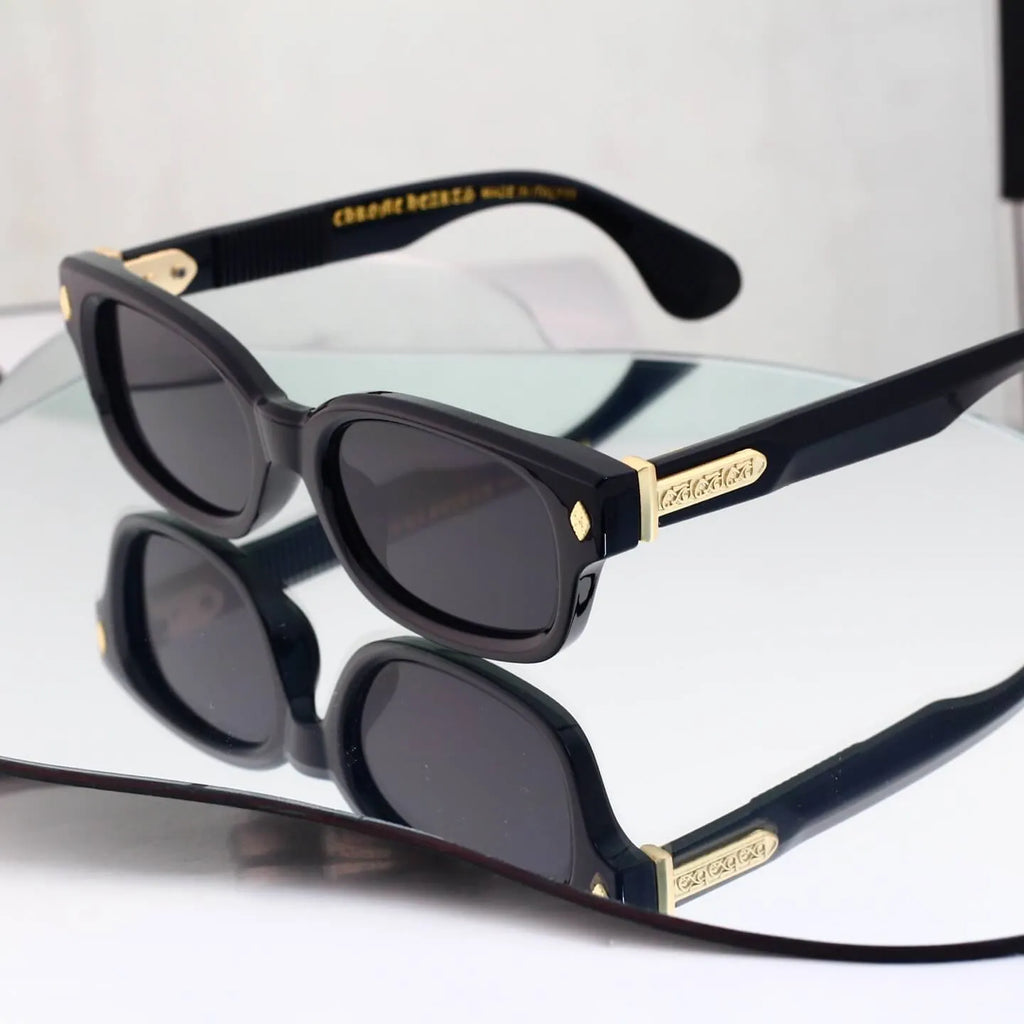 Classic Rivet Decor Rectangle Sunglasses